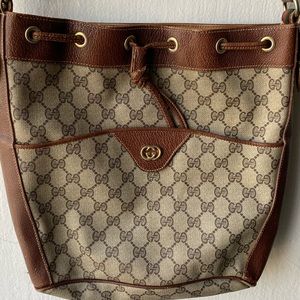 Gucci shoulder bag